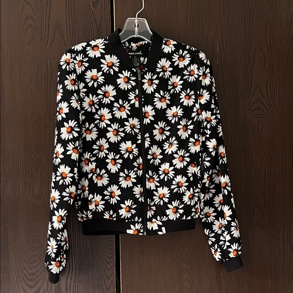 Wet Seal Jackets & Blazers - Wet Seal black jacket with white daisies. Size Small.